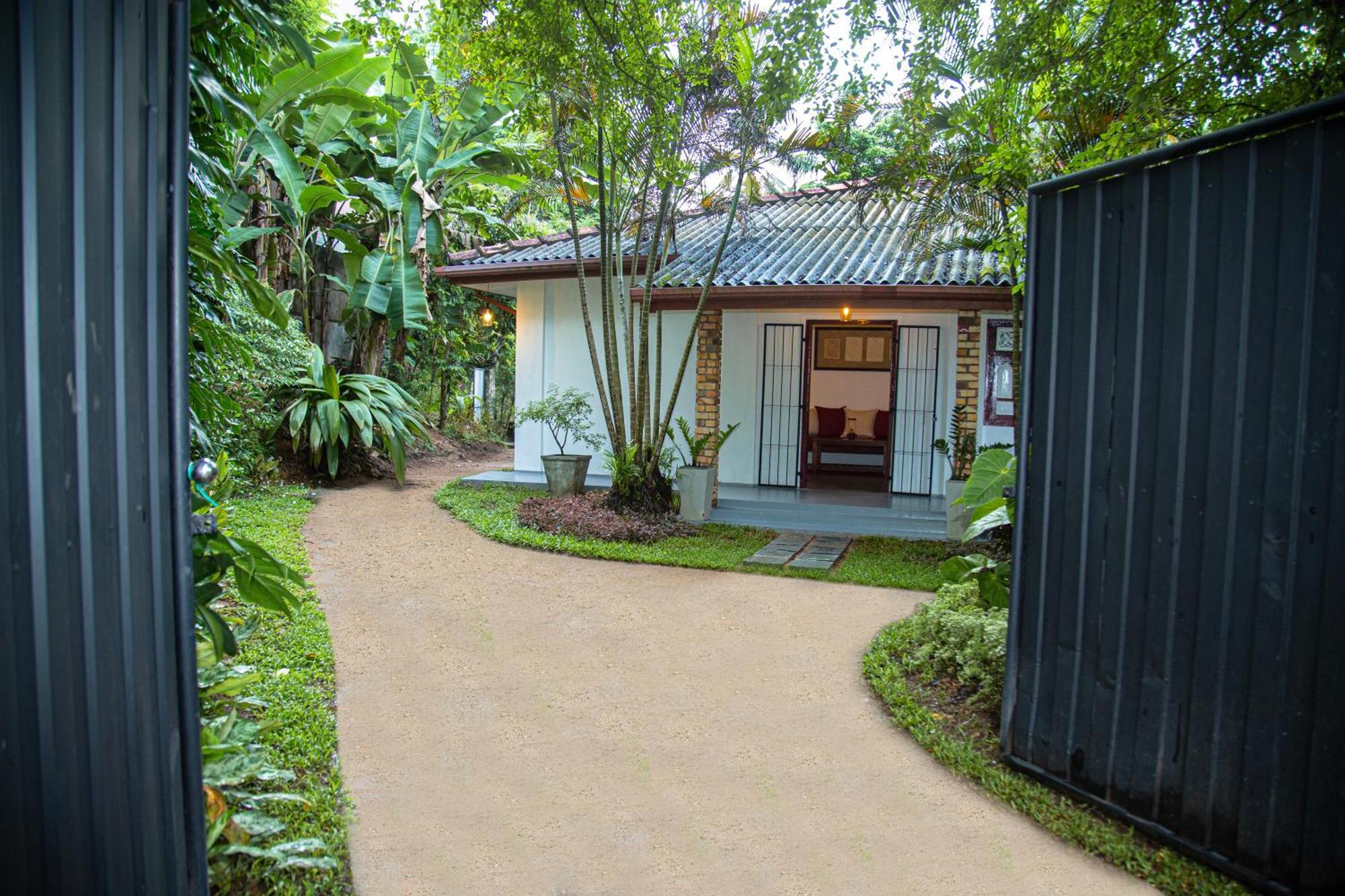 Villa Nutmeg Grove Galle Buitenkant foto